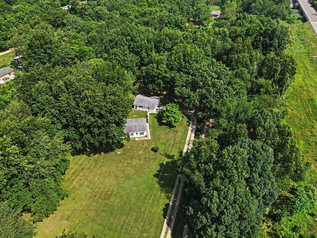 14164 Riverside Drive, Constantine, MI 49042