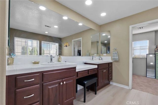 39396 Shree, Temecula, CA 92591