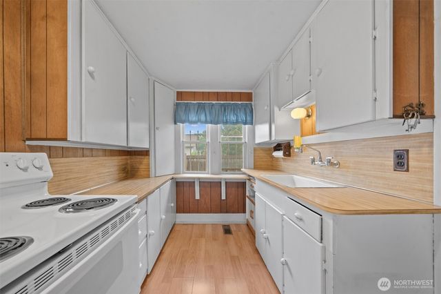 1114 N Prospect Street, Tacoma, WA 98406