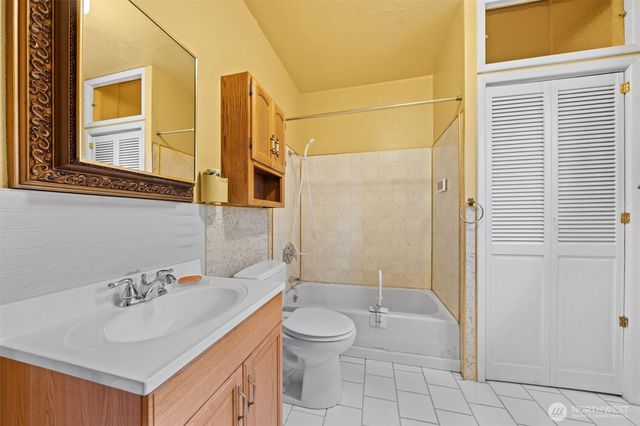 1114 N Prospect Street, Tacoma, WA 98406