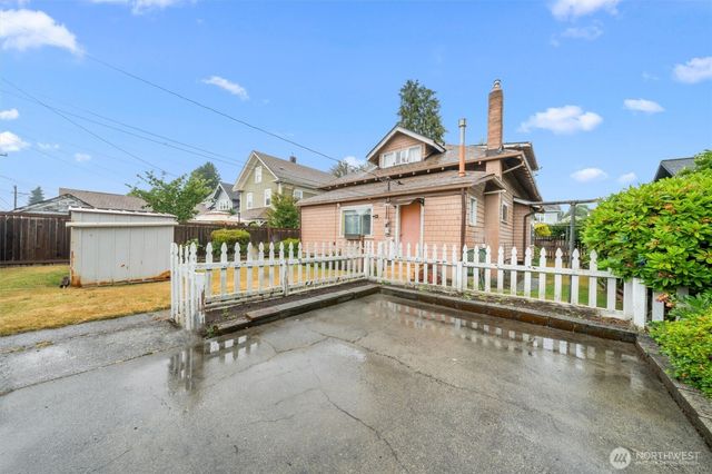 1114 N Prospect Street, Tacoma, WA 98406