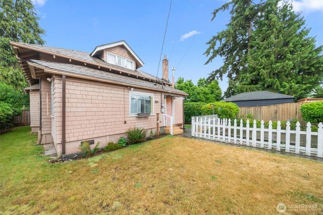 1114 N Prospect Street, Tacoma, WA 98406