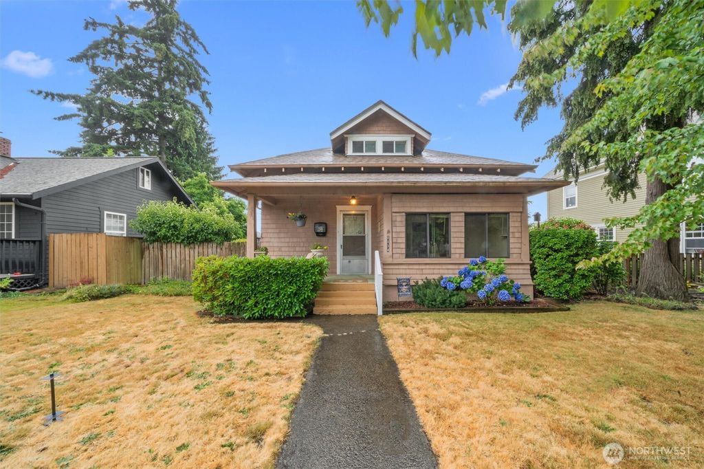 1114 N Prospect Street, Tacoma, WA 98406