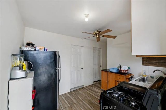 3529 10th Avenue, Los Angeles, CA 90018