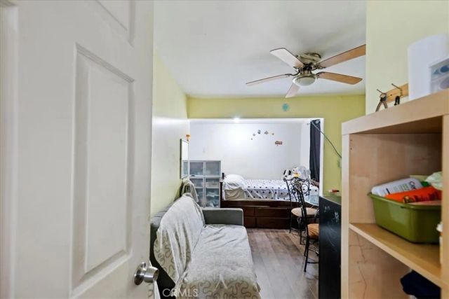 3529 10th Avenue, Los Angeles, CA 90018