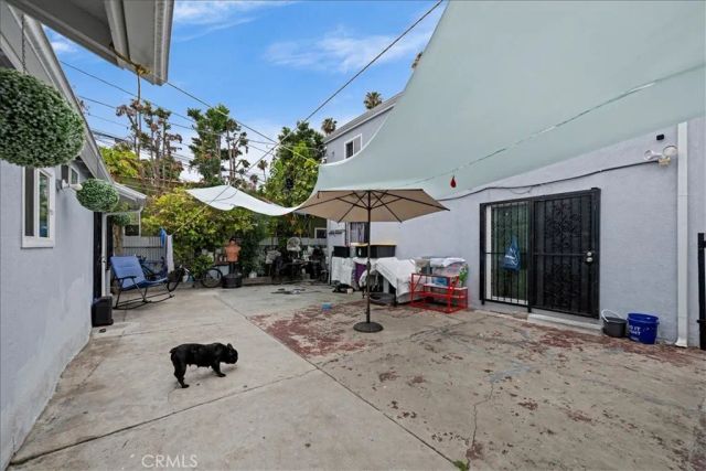 3529 10th Avenue, Los Angeles, CA 90018