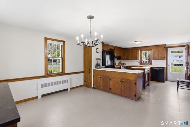 244 Buttonball Lane, Glastonbury, CT 06033