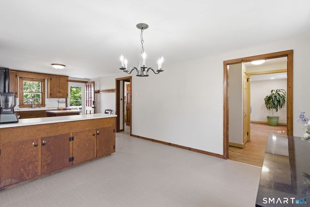 244 Buttonball Lane, Glastonbury, CT 06033