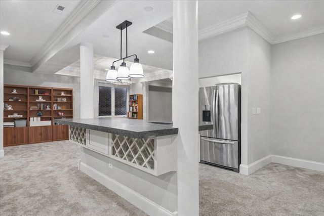 1024 Prairie Lawn Road, Glenview, IL 60025