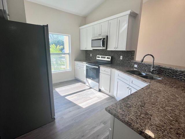 925 LORA STREET, Daytona Beach, FL 32114