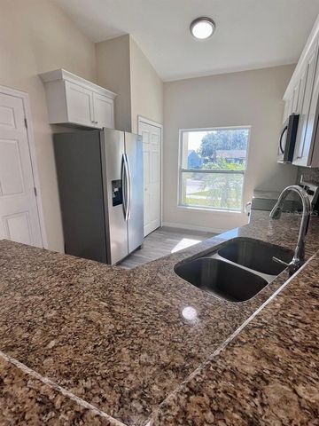 925 LORA STREET, Daytona Beach, FL 32114