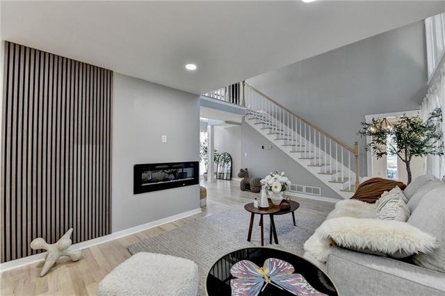 2820 bluebird cir nw, Duluth, GA 30096