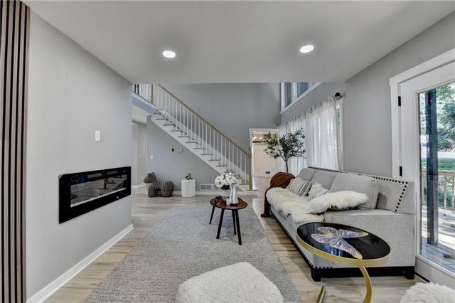 2820 bluebird cir nw, Duluth, GA 30096