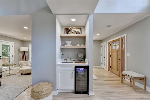 2820 bluebird cir nw, Duluth, GA 30096