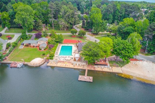 2820 bluebird cir nw, Duluth, GA 30096