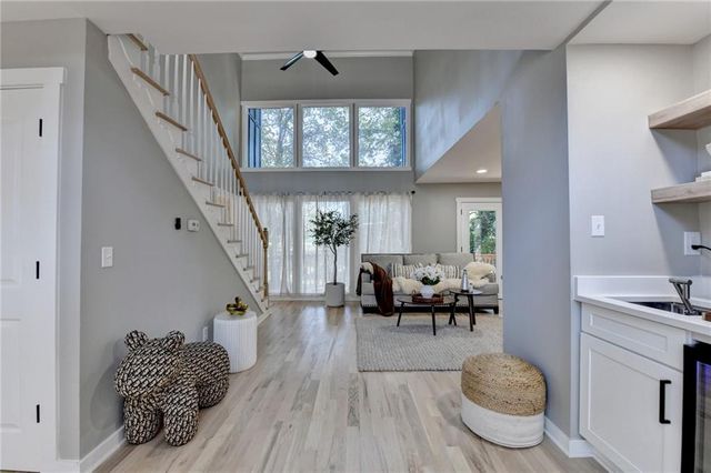 2820 bluebird cir nw, Duluth, GA 30096