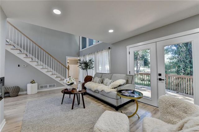 2820 bluebird cir nw, Duluth, GA 30096