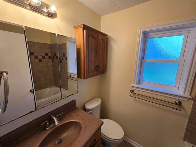 1100 Hawk Tree Drive, College Station, TX 77845