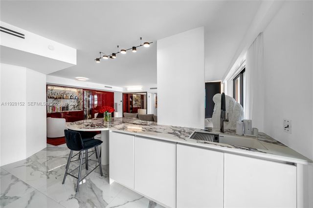 9 Island Ave 609, Miami Beach, FL 33139