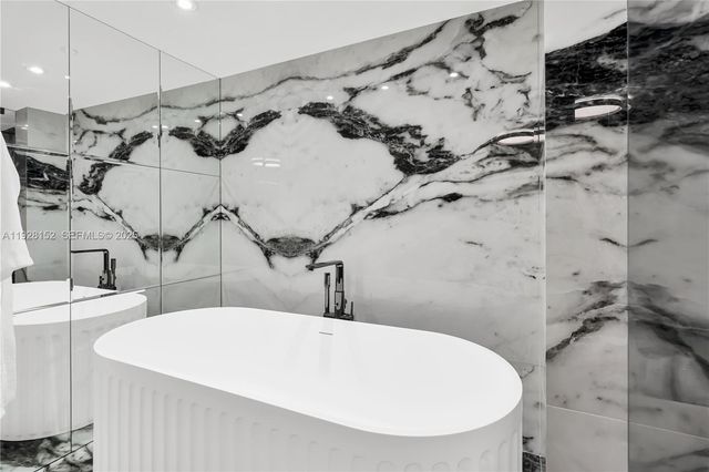 9 Island Ave 609, Miami Beach, FL 33139