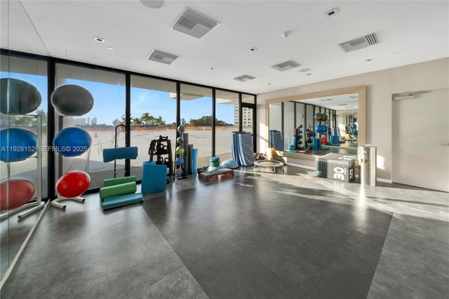 9 Island Ave 609, Miami Beach, FL 33139