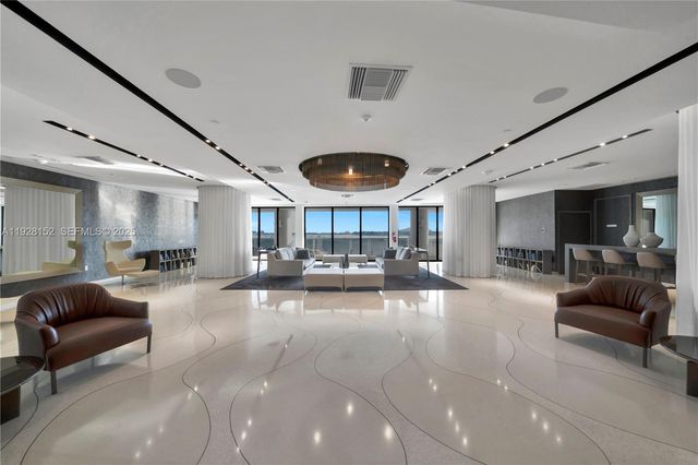 9 Island Ave 609, Miami Beach, FL 33139