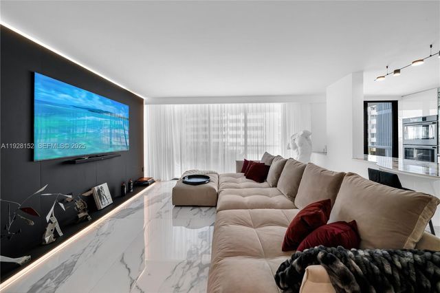 9 Island Ave 609, Miami Beach, FL 33139