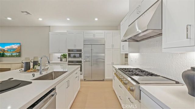 978 Snowberry Place, Montebello, CA 90640