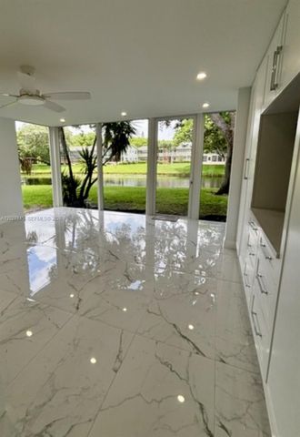 8 Islewood A 8, Deerfield Beach, FL 33442