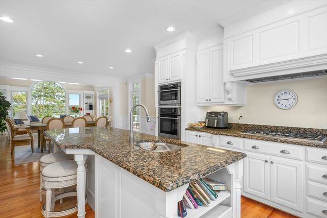 55 Shoestring Bay Road, Mashpee, MA 02649