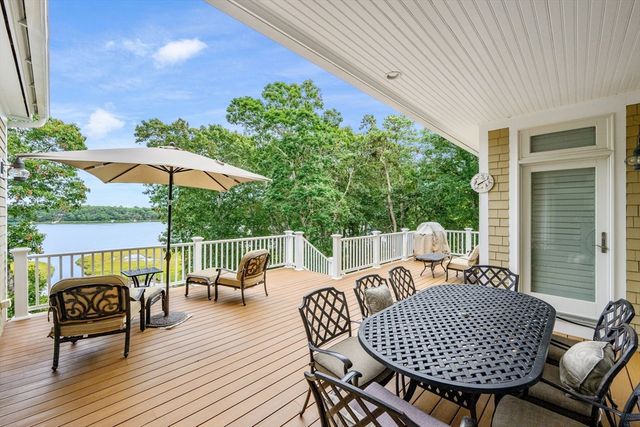 55 Shoestring Bay Road, Mashpee, MA 02649