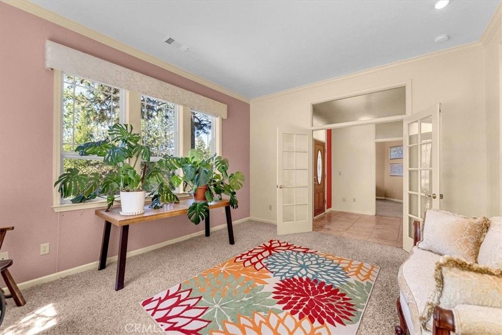 Image 25 of property listing at 818 Deas, Mount Shasta, CA 96067