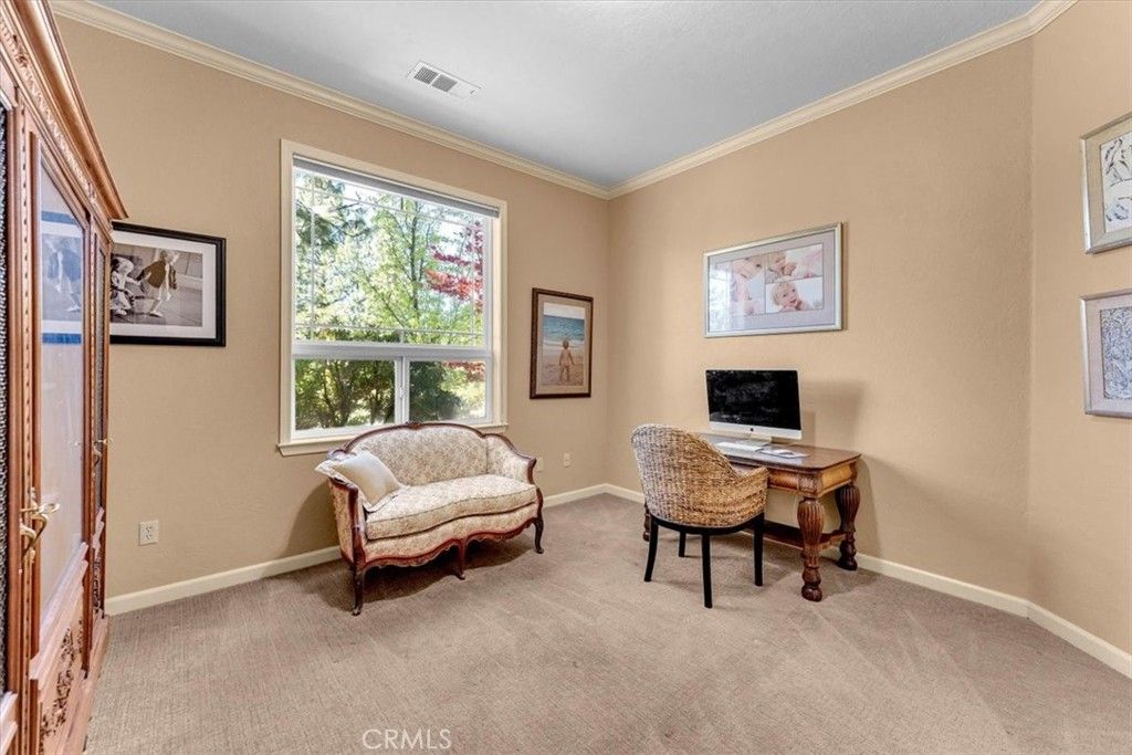 Image 32 of property listing at 818 Deas, Mount Shasta, CA 96067