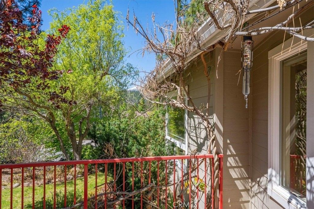 Image 50 of property listing at 818 Deas, Mount Shasta, CA 96067