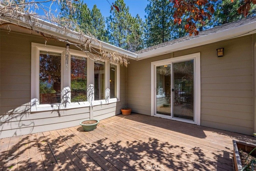 Image 52 of property listing at 818 Deas, Mount Shasta, CA 96067