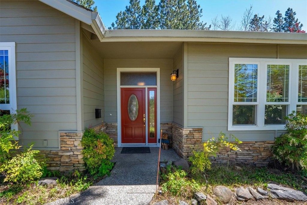 Image 53 of property listing at 818 Deas, Mount Shasta, CA 96067