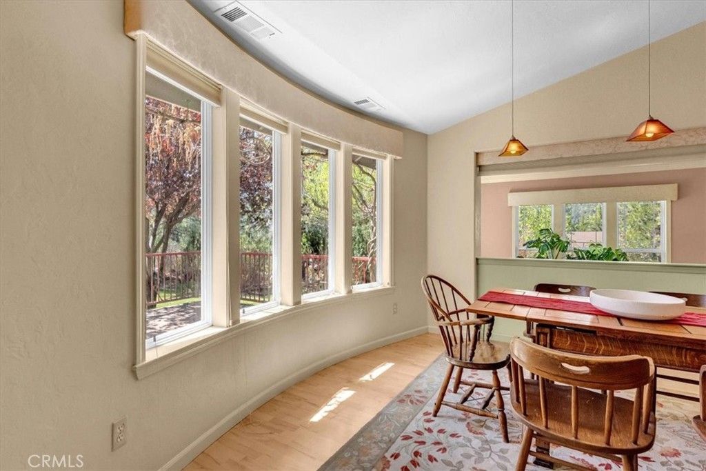 Image 58 of property listing at 818 Deas, Mount Shasta, CA 96067