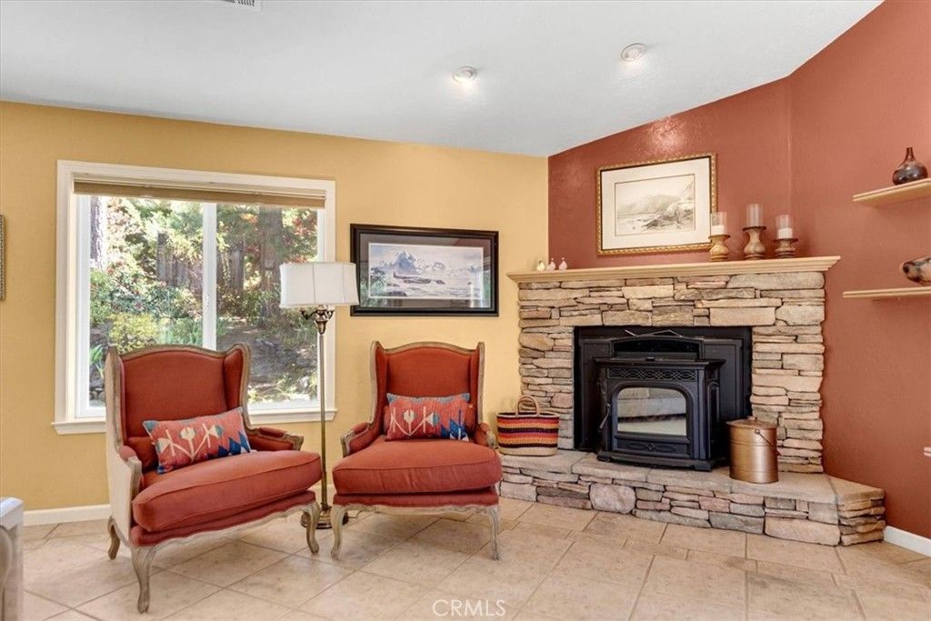 Image 60 of property listing at 818 Deas, Mount Shasta, CA 96067