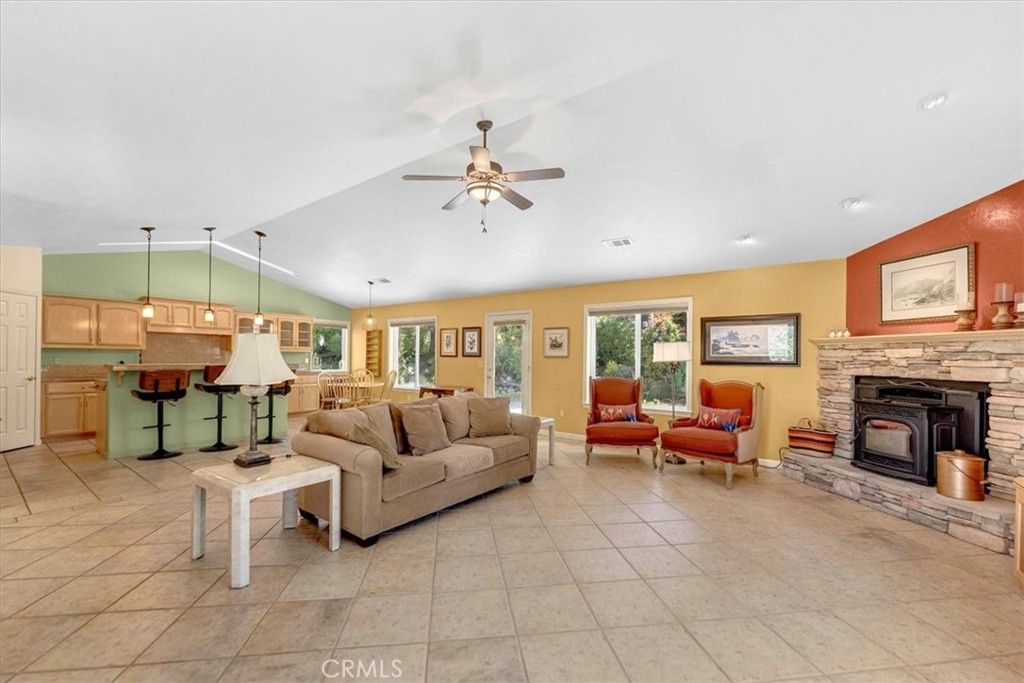 Image 61 of property listing at 818 Deas, Mount Shasta, CA 96067