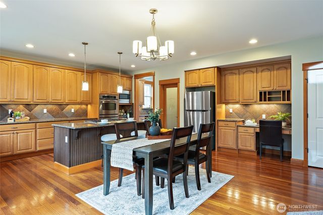 11026 30th Street SE, Lake Stevens, WA 98258