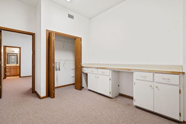 2 Resplandor Place, Hot Springs Village, AR 71909