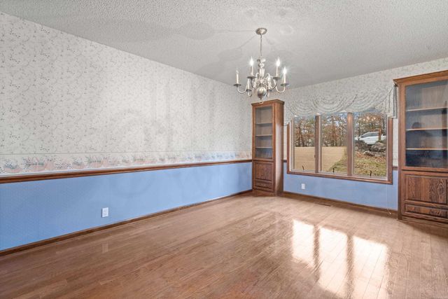 2 Resplandor Place, Hot Springs Village, AR 71909