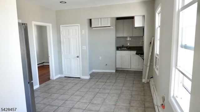 1007 Julia St, Elizabeth City, NJ 07201