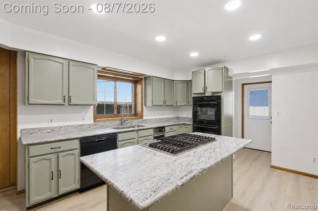 3470 Johnson Street, Trenton, MI 48183