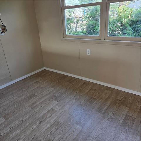 120 Tarlton St B, Corpus Christi, TX 78415