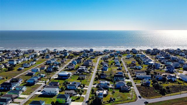 14146 Miramar Drive, Galveston, TX 77554