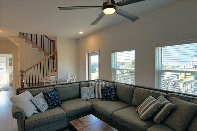 14146 Miramar Drive, Galveston, TX 77554