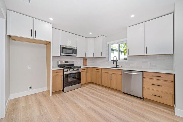 419 Bonita St, Roseville, CA 95678