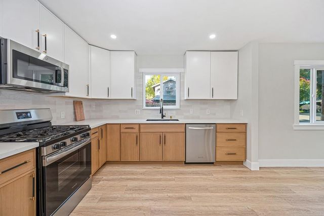 419 Bonita St, Roseville, CA 95678