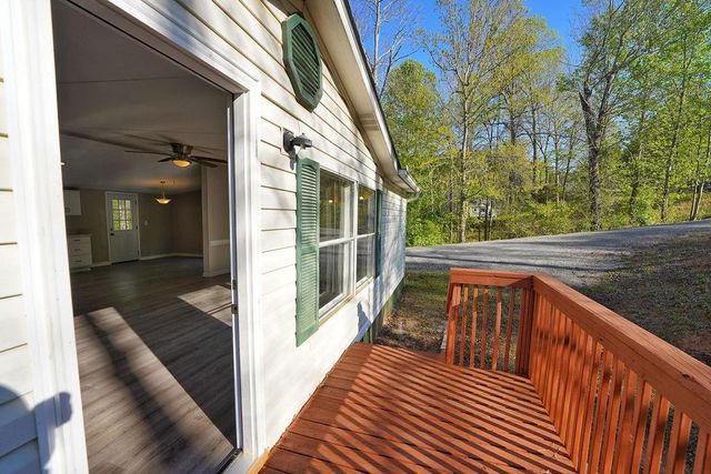 116 Chivalry Lane, Ball Ground, GA 30107